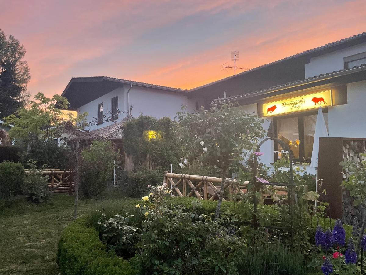 Zu Jeddelohs Lodge Hotel Gladenbach Exterior photo